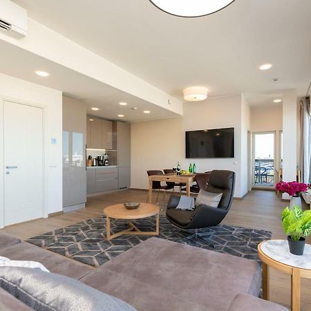 Central Lootsi Penthouse Tallinn Ngoại thất bức ảnh