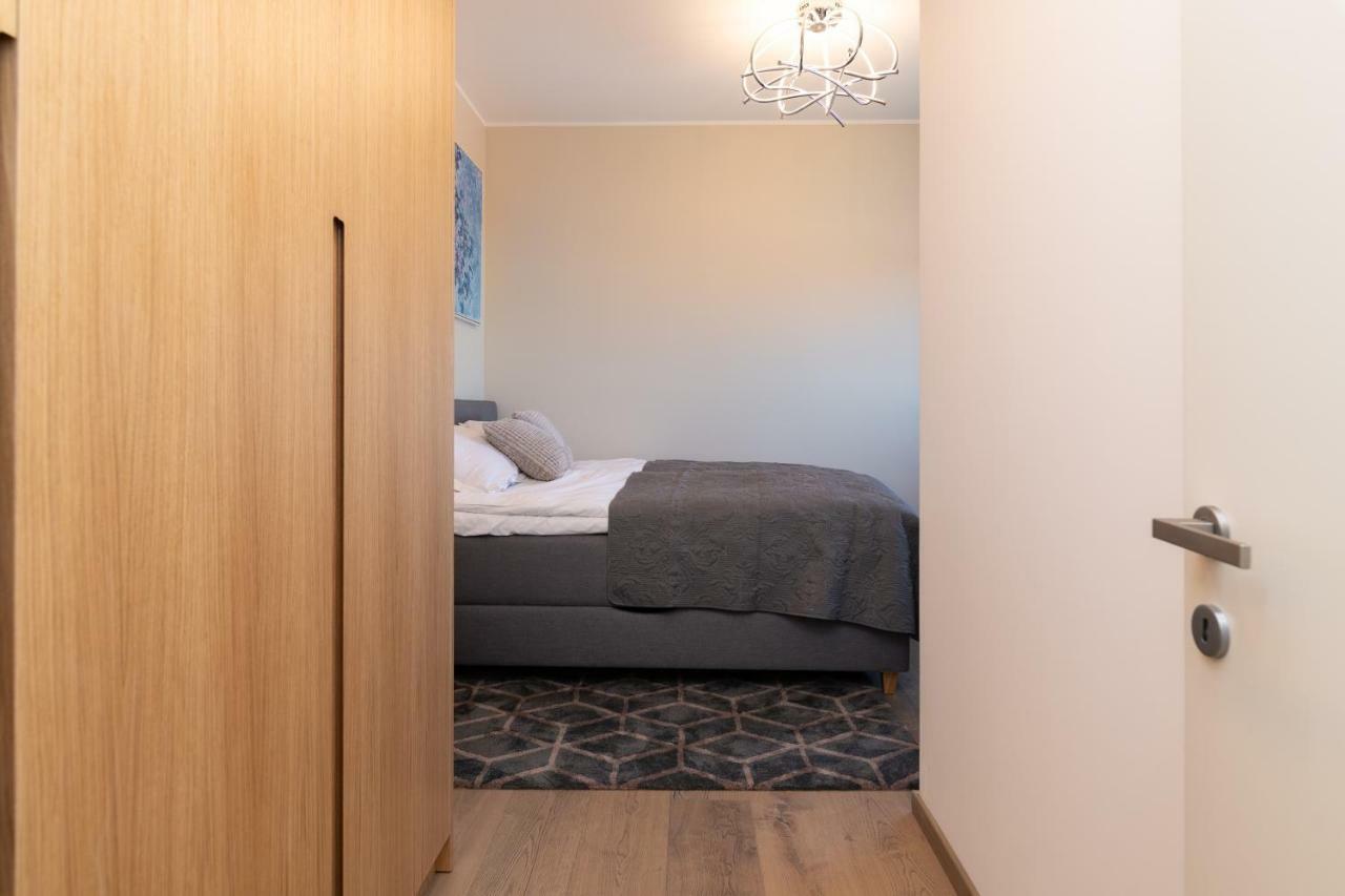Central Lootsi Penthouse Tallinn Ngoại thất bức ảnh