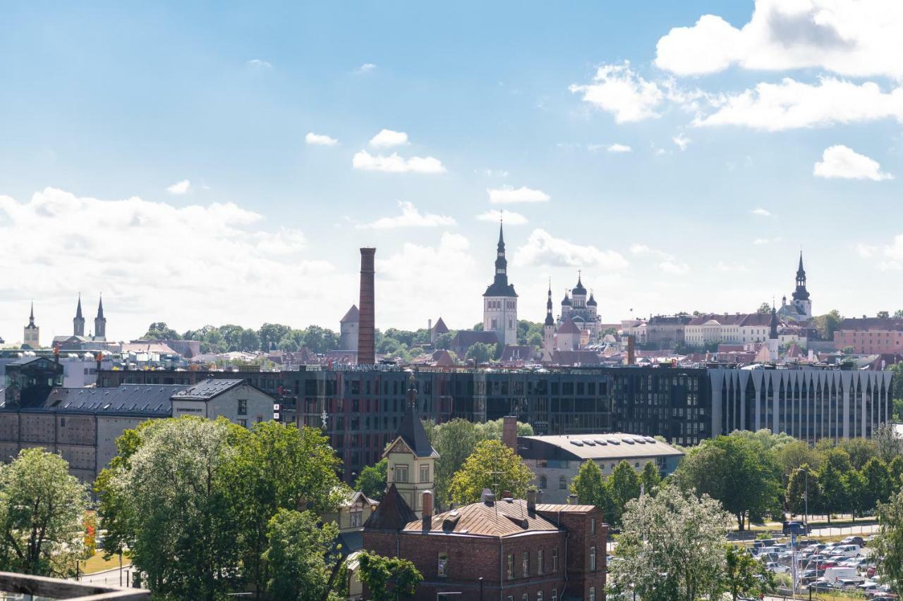 Central Lootsi Penthouse Tallinn Ngoại thất bức ảnh
