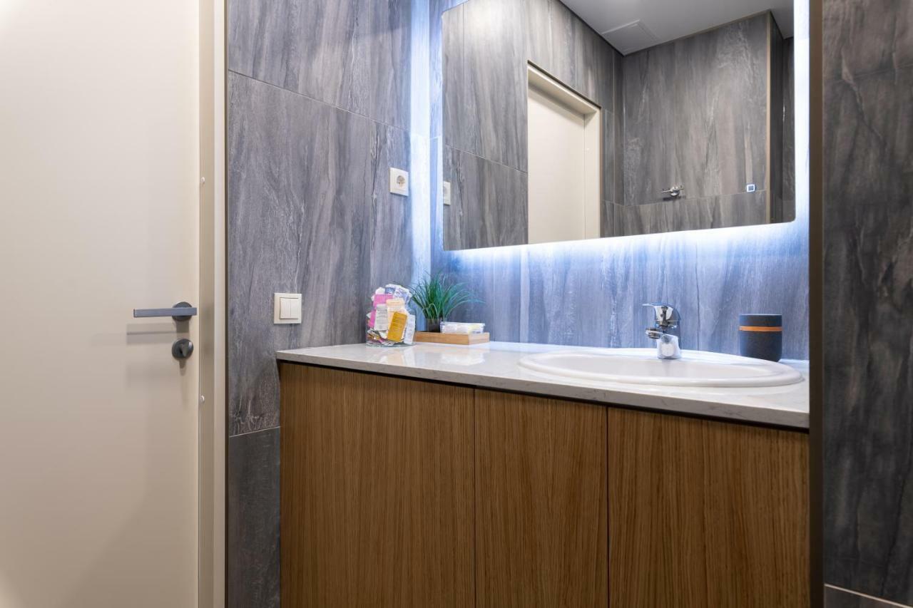 Central Lootsi Penthouse Tallinn Ngoại thất bức ảnh
