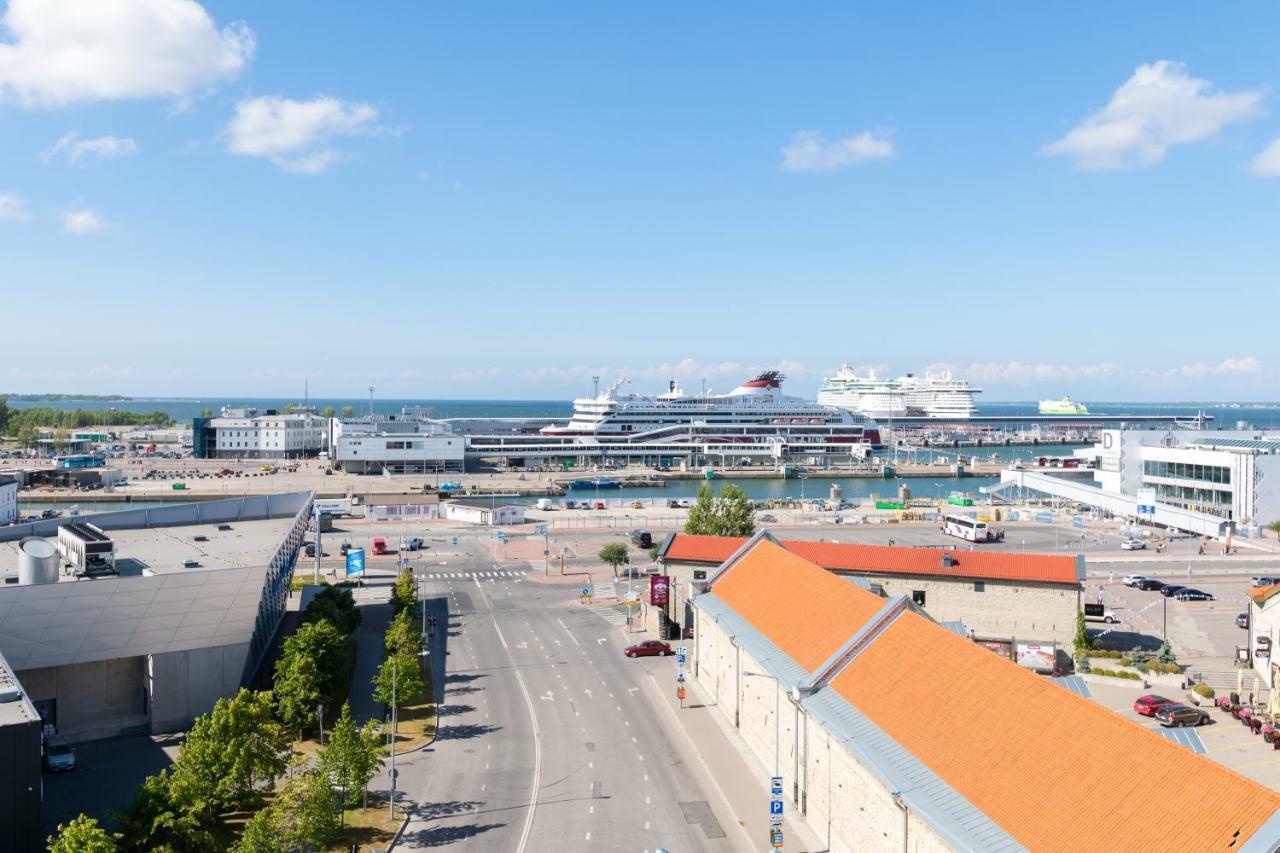 Central Lootsi Penthouse Tallinn Ngoại thất bức ảnh